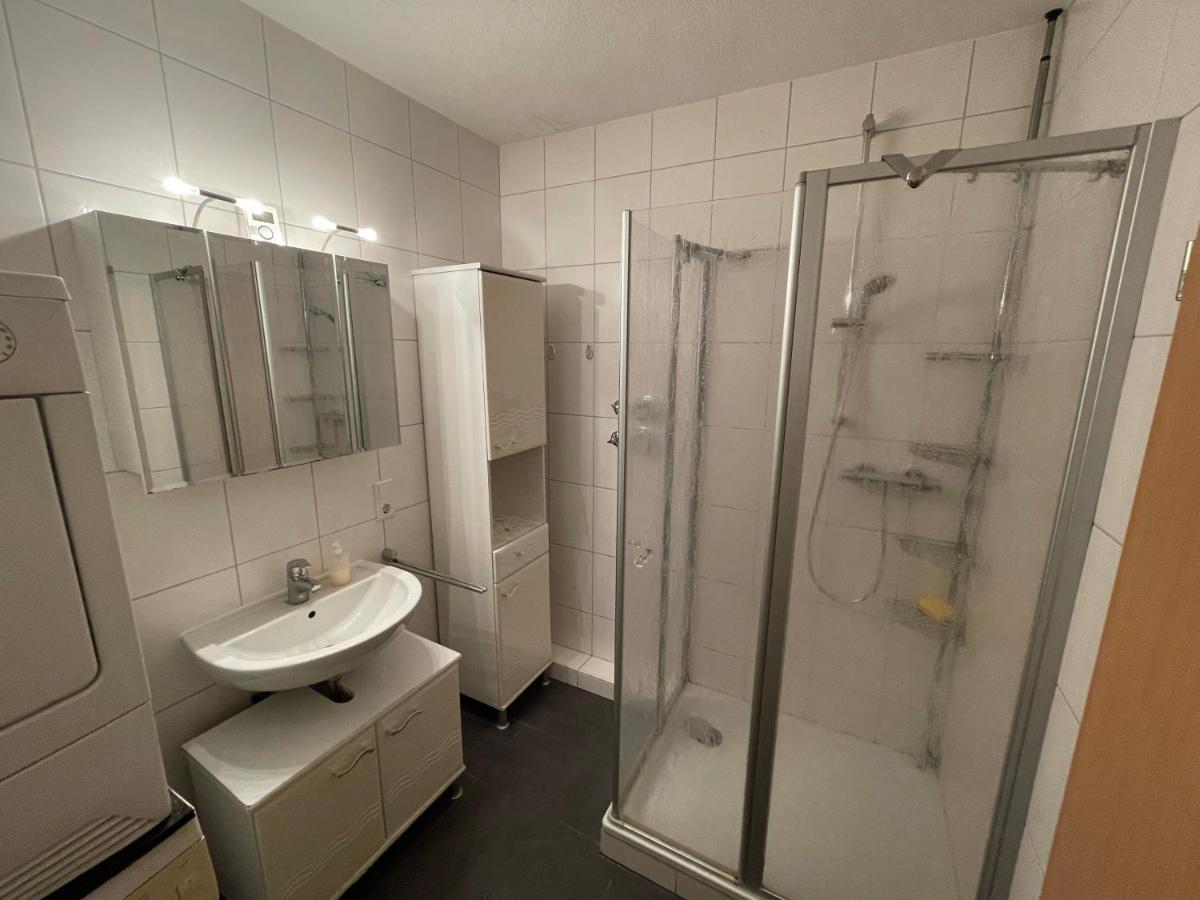 Schoene Einfache Ferienwohnung Mitten In Oldenburg Eksteriør billede
