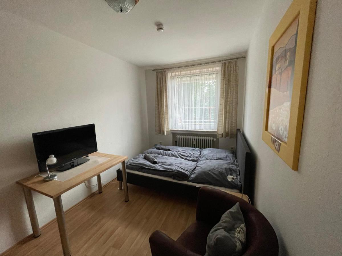 Schoene Einfache Ferienwohnung Mitten In Oldenburg Eksteriør billede